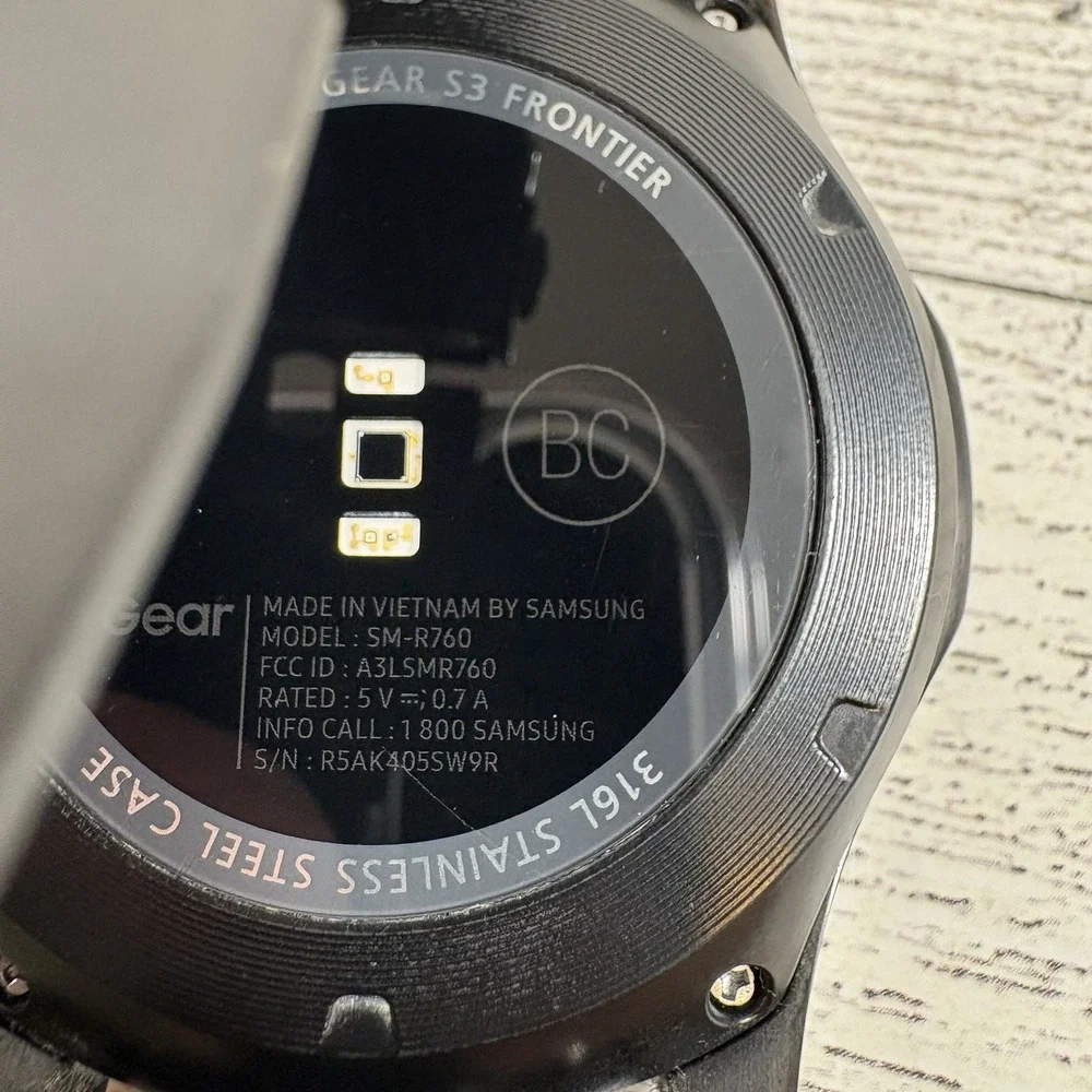 Samsung Gear S3 SM-R760 Black GPS 46MM For Parts Only Or Repair